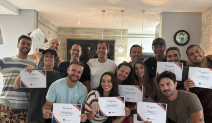 Be Dental School forma sua primeira turma de especialistas em Implantodontia