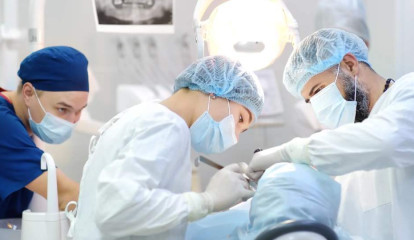 Univali Be Dental School incorpora novas tecnologias à formação em implantodontia